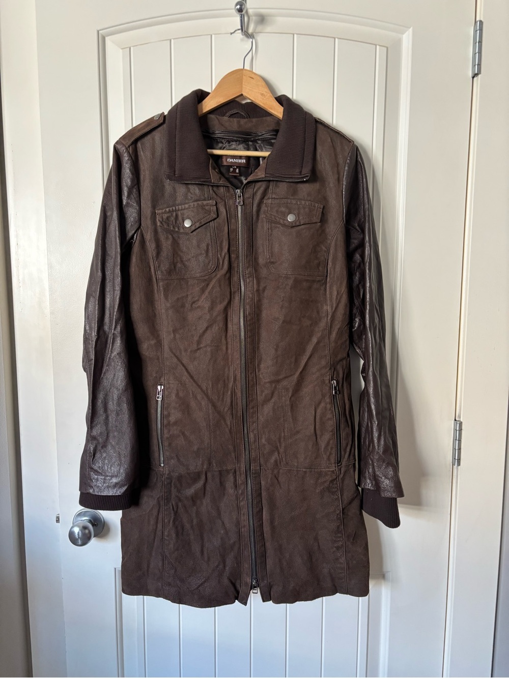 Danier Brown Genuine Leather Coat with Removable 3M Thinsulate Liner Women’s L